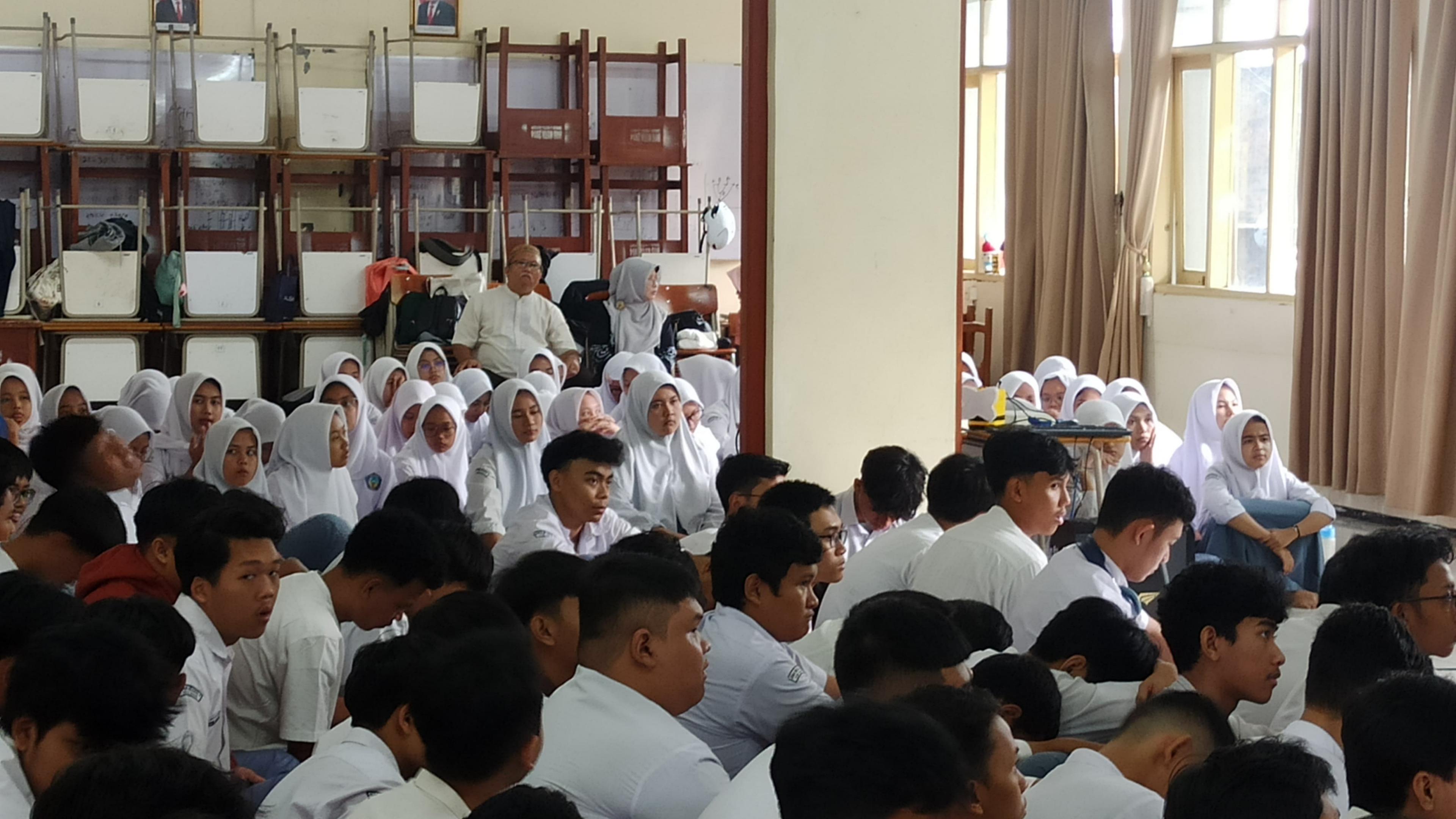 Pembekalan Kelas XII SMAN 04 Bogor